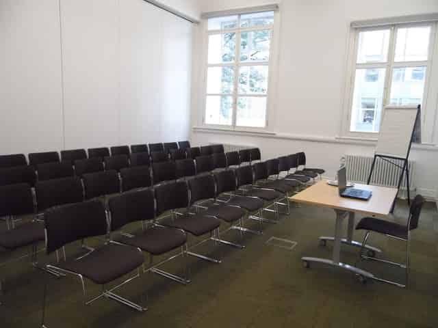 F13 Meeting Room