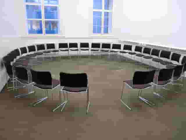 F13 Meeting Room
