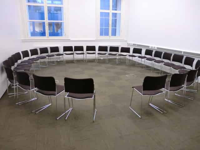 F13 Meeting Room