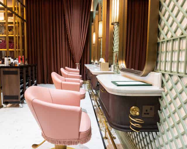 Salon