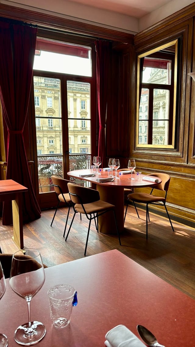 Elegant restaurant meeting space in La Place des Terreaux, ideal for corporate events.