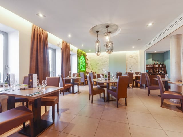 Modern restaurant in Le Rive Droite, ideal for intimate events and private dining.