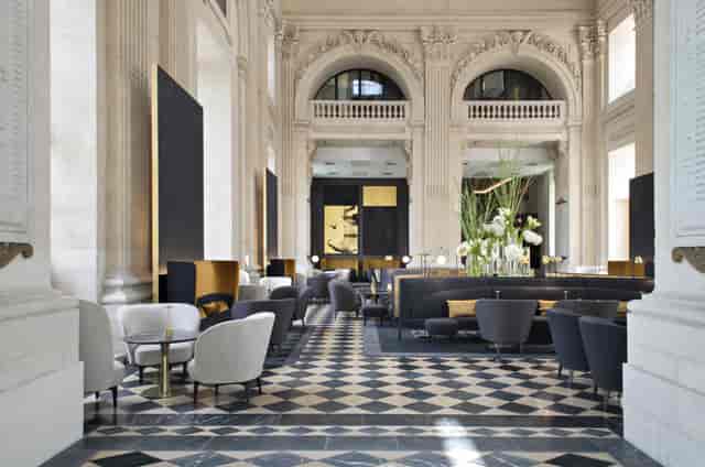 Elegant conference center in InterContinental Lyon, perfect for high-end corporate events.