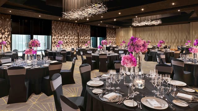 Sofitel Dubai The Obelisk