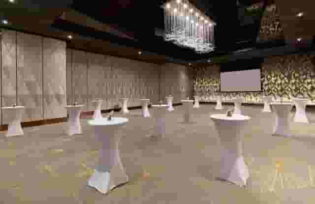 L'Obelisque Ballroom