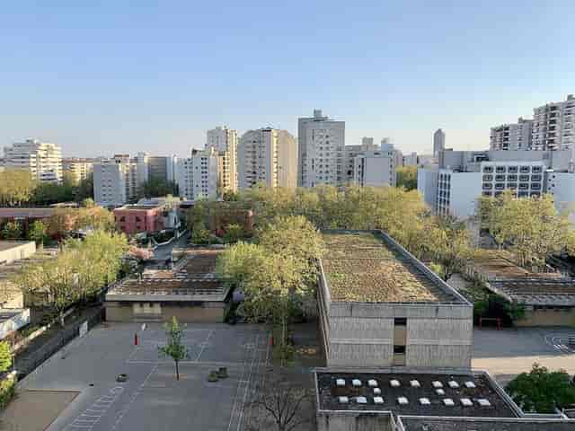 Le Roi des Sables venue with rooftop garden in Espace Tonkin, ideal for events.