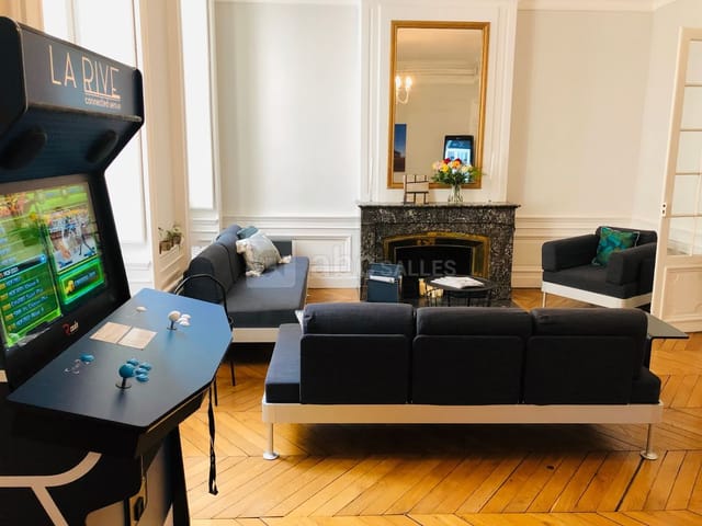 Sophisticated lounge in Bubble Room, La Rive, perfect for events and networking.
