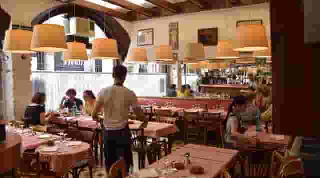 Restaurant-tea rooms