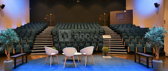 3 salles de réception