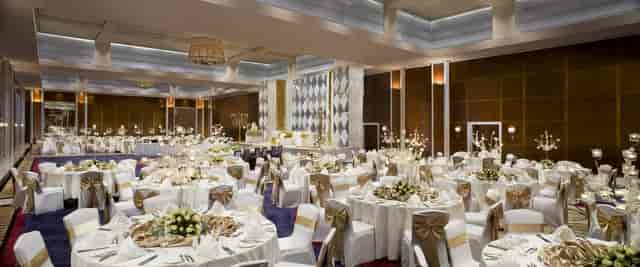 Elegant Godolphin Ballroom in Jumeirah Emirates Towers, perfect for weddings and corporate events.