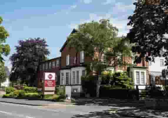 Pinewood Hotel
