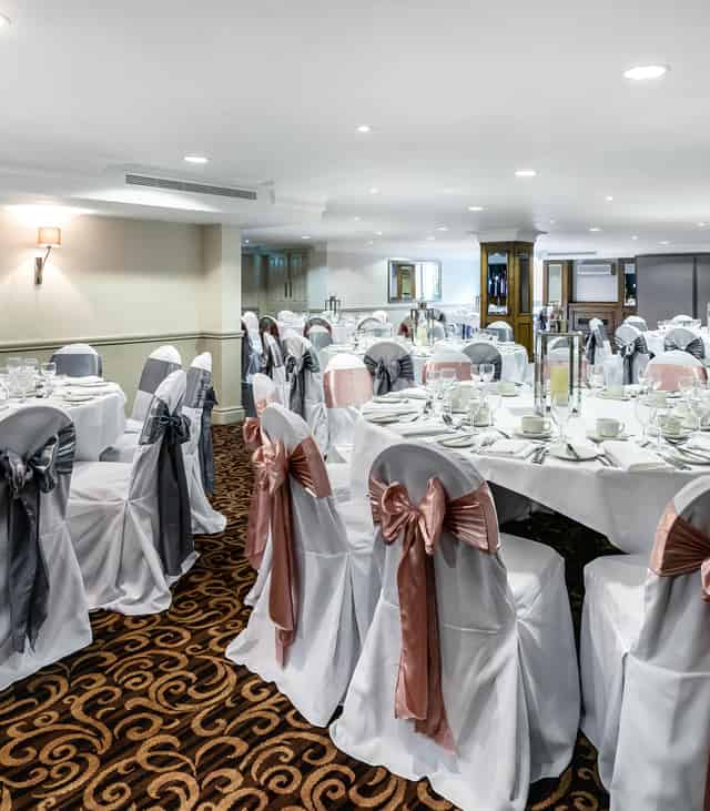 Pinewood Hotel