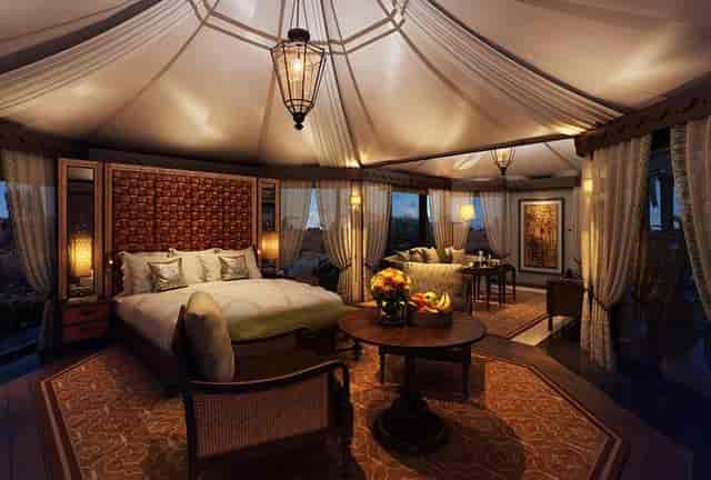 Luxurious glamping tent in Al Wadi Meeting Room for elegant retreats and events.