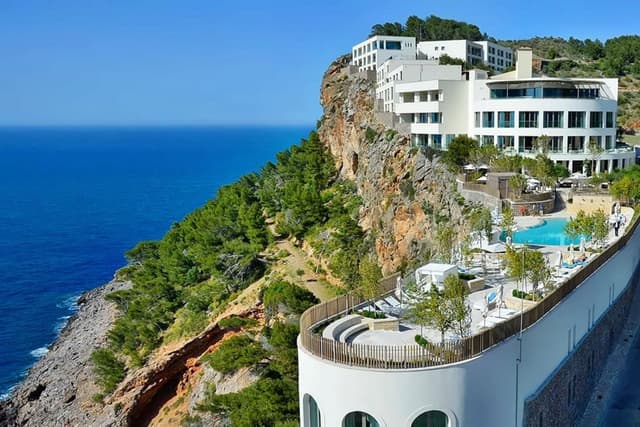 Jumeirah Tramuntana Terrace