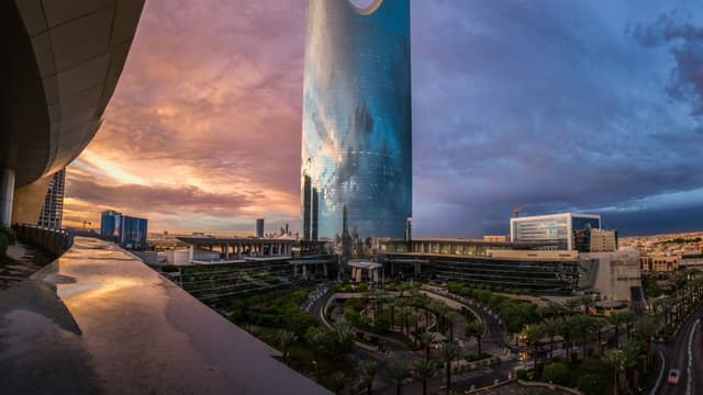 Kingdom Centre