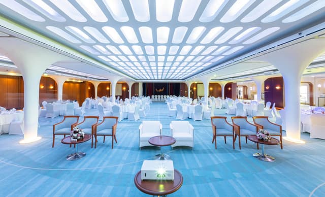 Queens Room