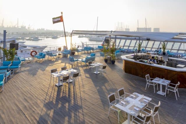 Yacht Club – Deck