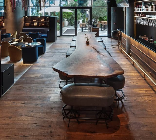 Private dining rooms