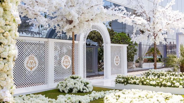 Tameen Majlis outdoor space at Burj Al Arab, ideal for elegant weddings and upscale events.