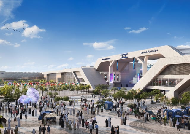 South Halls, Dubai Exhibition Centre: vibrant outdoor space for conferences and trade shows.