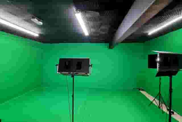 VisualVerse Studios