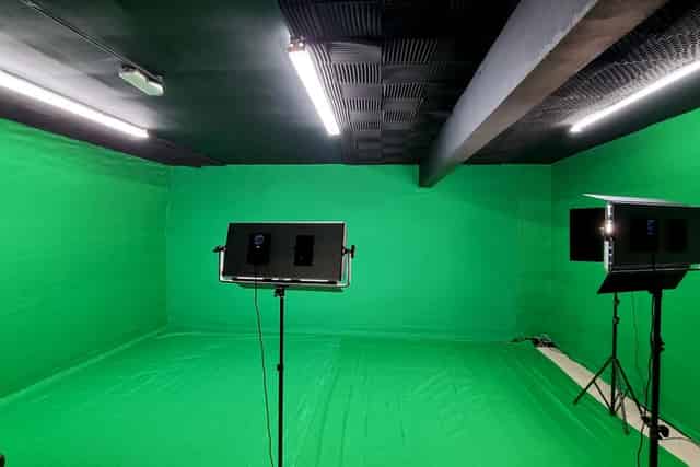 VisualVerse Studios