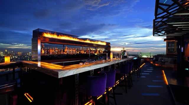 Stunning rooftop bar at Cloud Dining & Lounge, ideal for networking and corporate events.