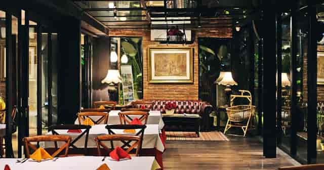 Romantic Dining at Patio Venue by Plataran