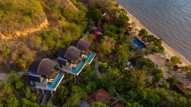 Beachfront Villas in Plataran, Indonesia - luxury venue for corporate retreats and events.
