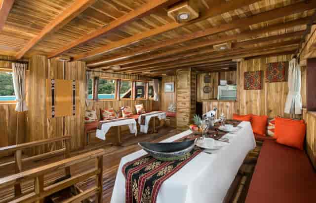 Private Cruises Jakarta - Plataran ...