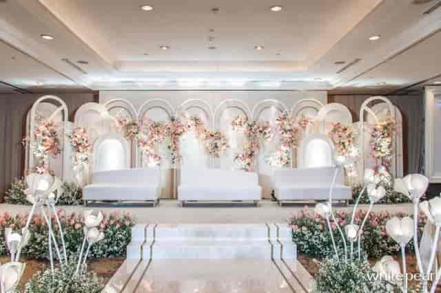 Shangri-La Hotel, Jakarta Indonesia ...