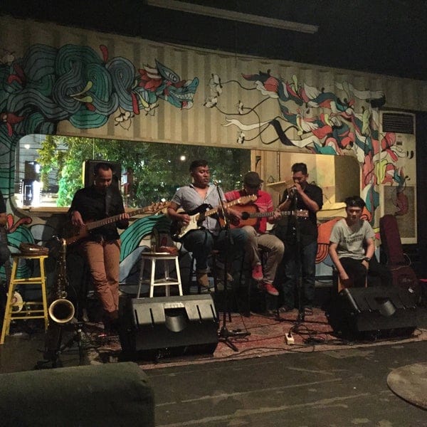 Lively musical performance at 365 Eco Bar, perfect for events and networking.