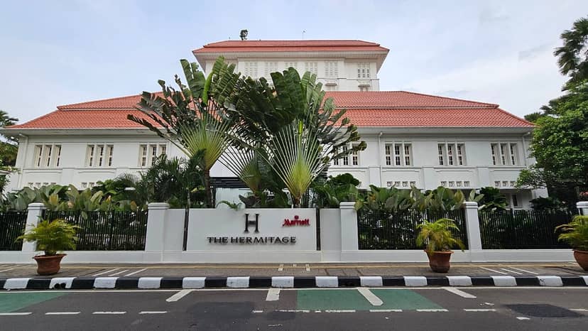 Elegant hotel venue in Jakarta, ideal for upscale corporate events and meetings.