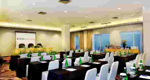 Ruang Meeting Sapphire