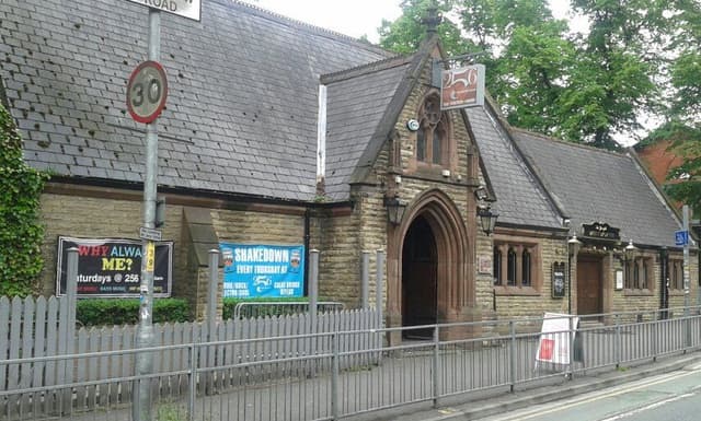 256 Fallowfield