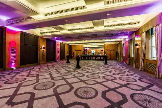 De Vere Grand Connaught Rooms  - image 3