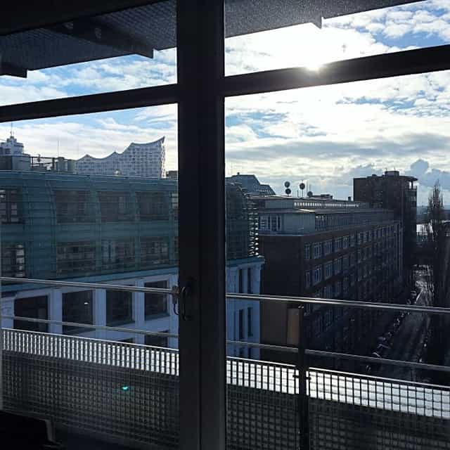 Panoramic view of THE MADISON Hotel bar, perfect for networking events and meetings.