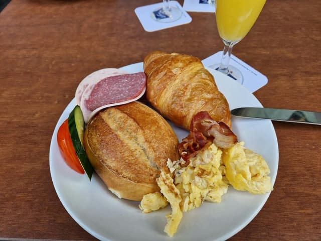 Cafe
