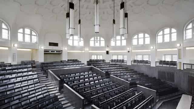 Hauptgebäude