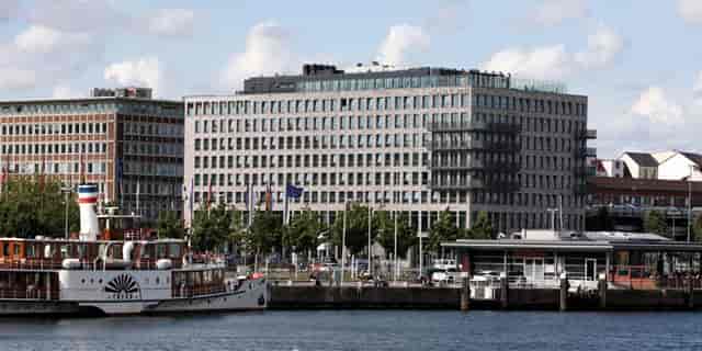 Modern waterfront restaurant at ATLANTIC Hotel Kiel, perfect for events and meetings.