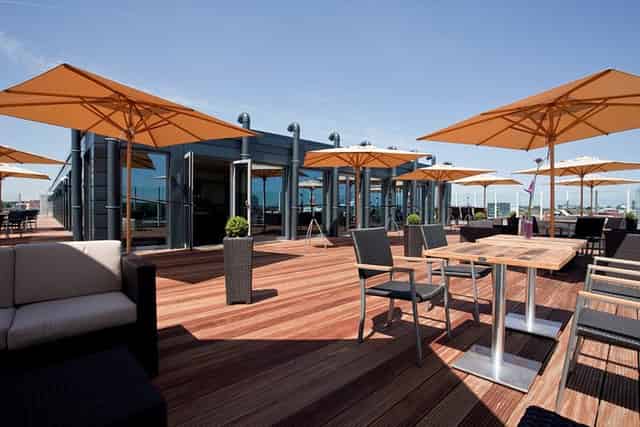 rooftop bar