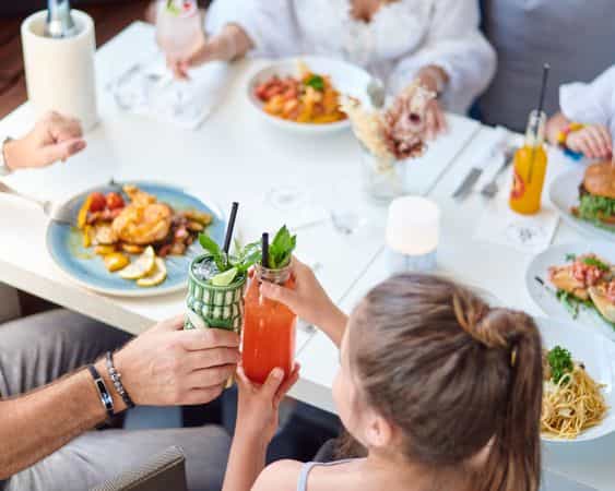 Vibrant dining scene at Hansekai, Hamburg—ideal for networking and events.