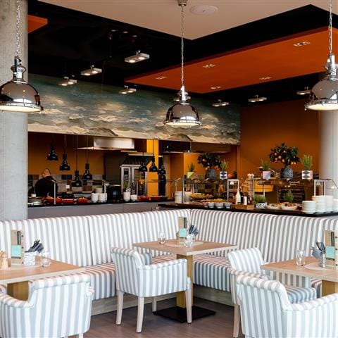 Buffet Restaurant for breakfast and halfboard