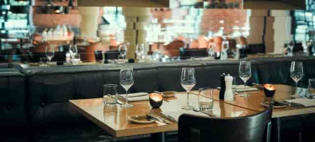 Denk.Mal Hall dining setup at Gastwerk Hotel Hamburg for exclusive meetings and events.