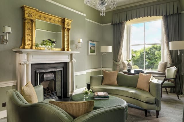 The St. Stephen’s Suite