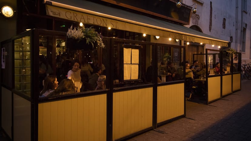 Outdoor dining space at Coppinger Restaurant, perfect for casual events and networking.