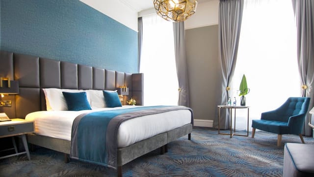 Superior Room | Iveagh Garden Hotel