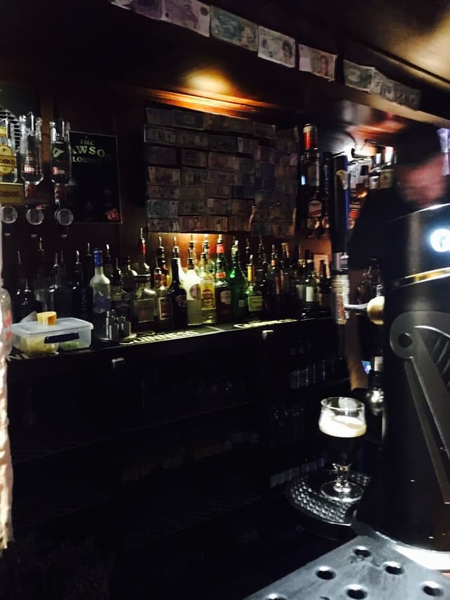 Bar