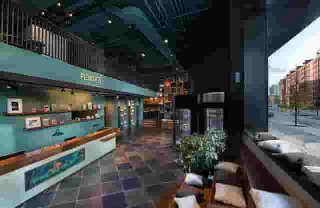 RACKER ROOM