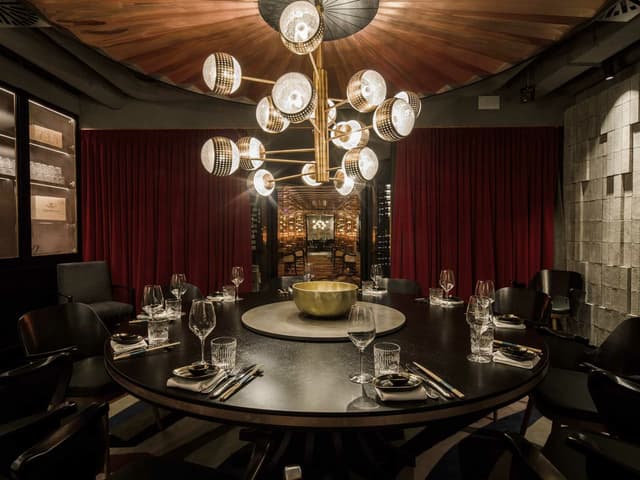 CHEZ l'ami